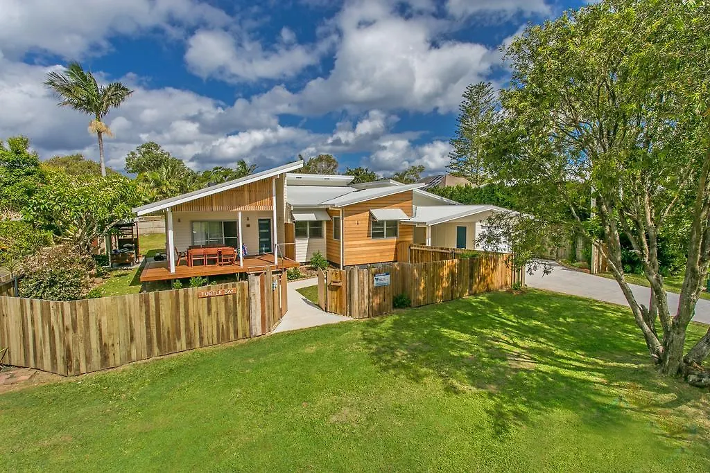 Turtle Bay Villa Byron Bay Australia