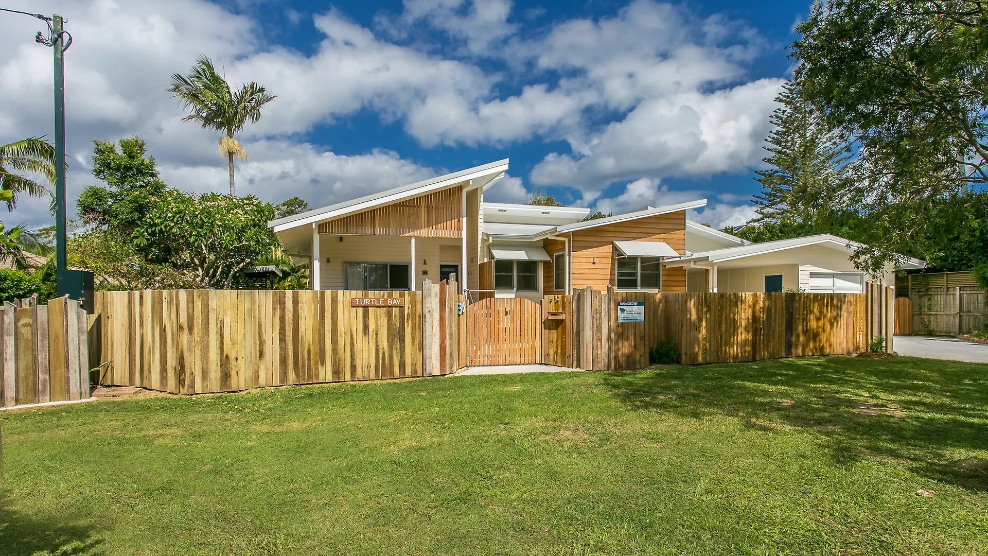 Holiday home Turtle Bay Villa Byron Bay Australia