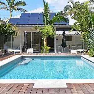 4* Bed and breakfast Byron Palms & - Adults Only